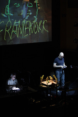 "Living Cinema"
